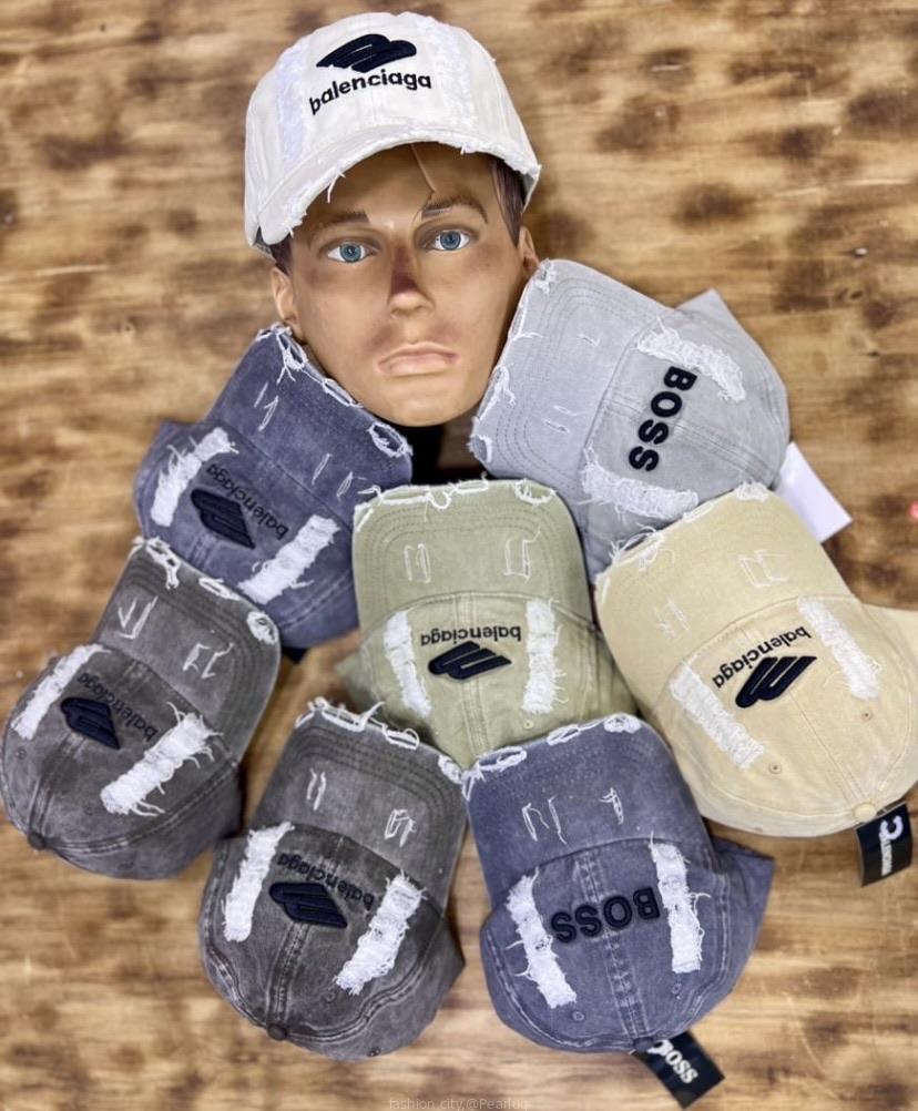 Caps