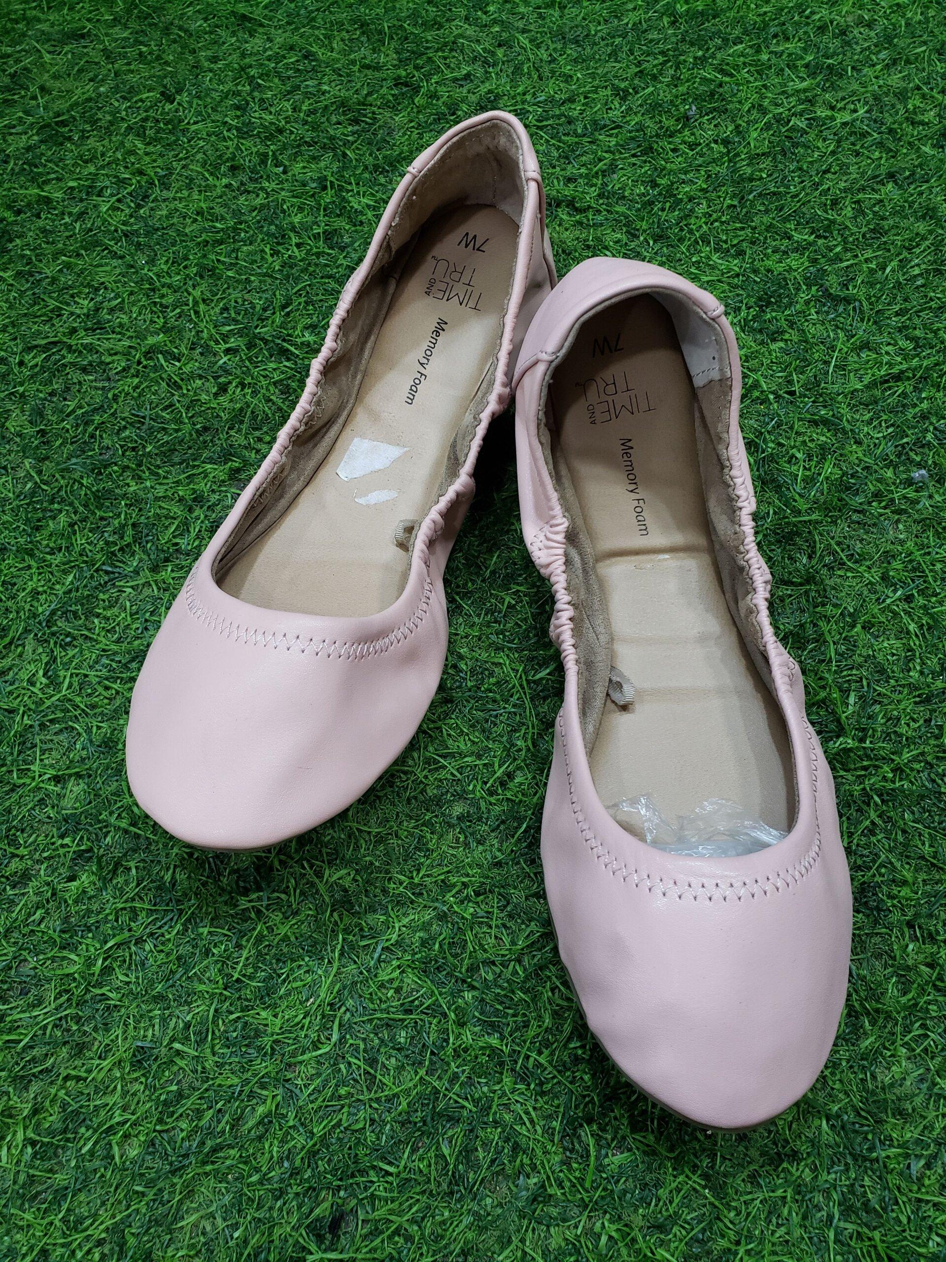 In stock London used ladies shoes