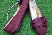 Classic ladies shoes