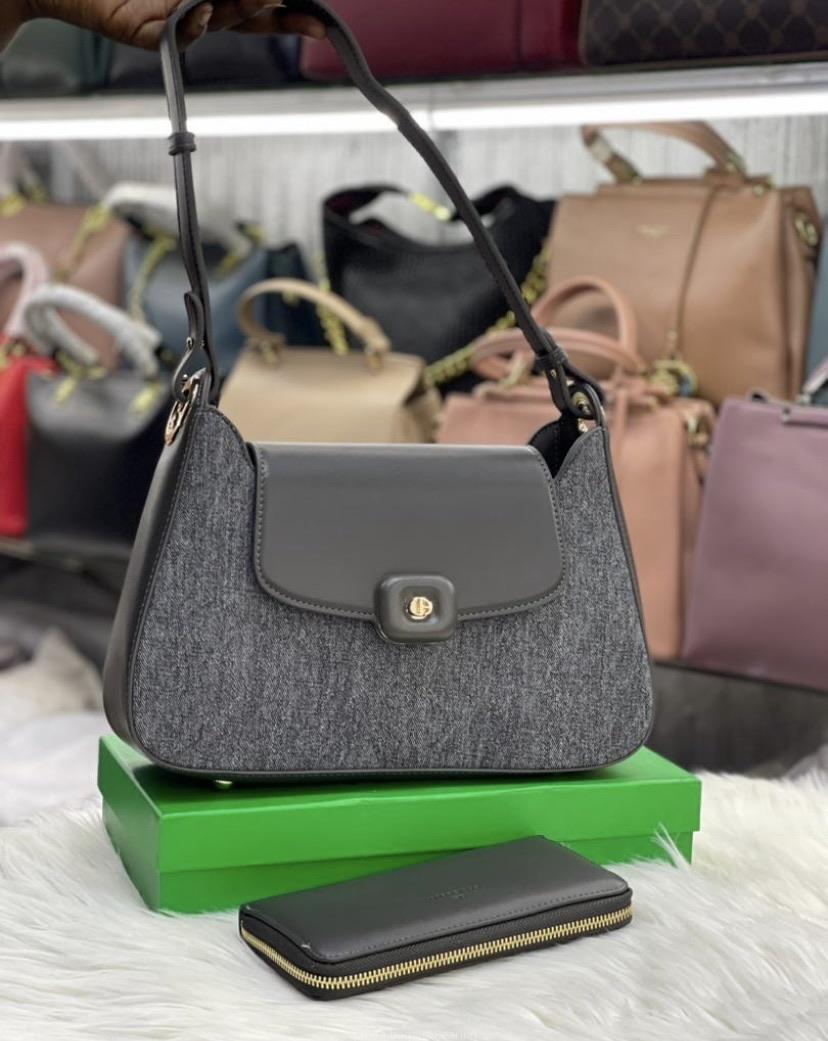 Lady hand bag
