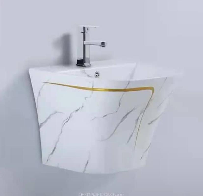 Hand wash basin