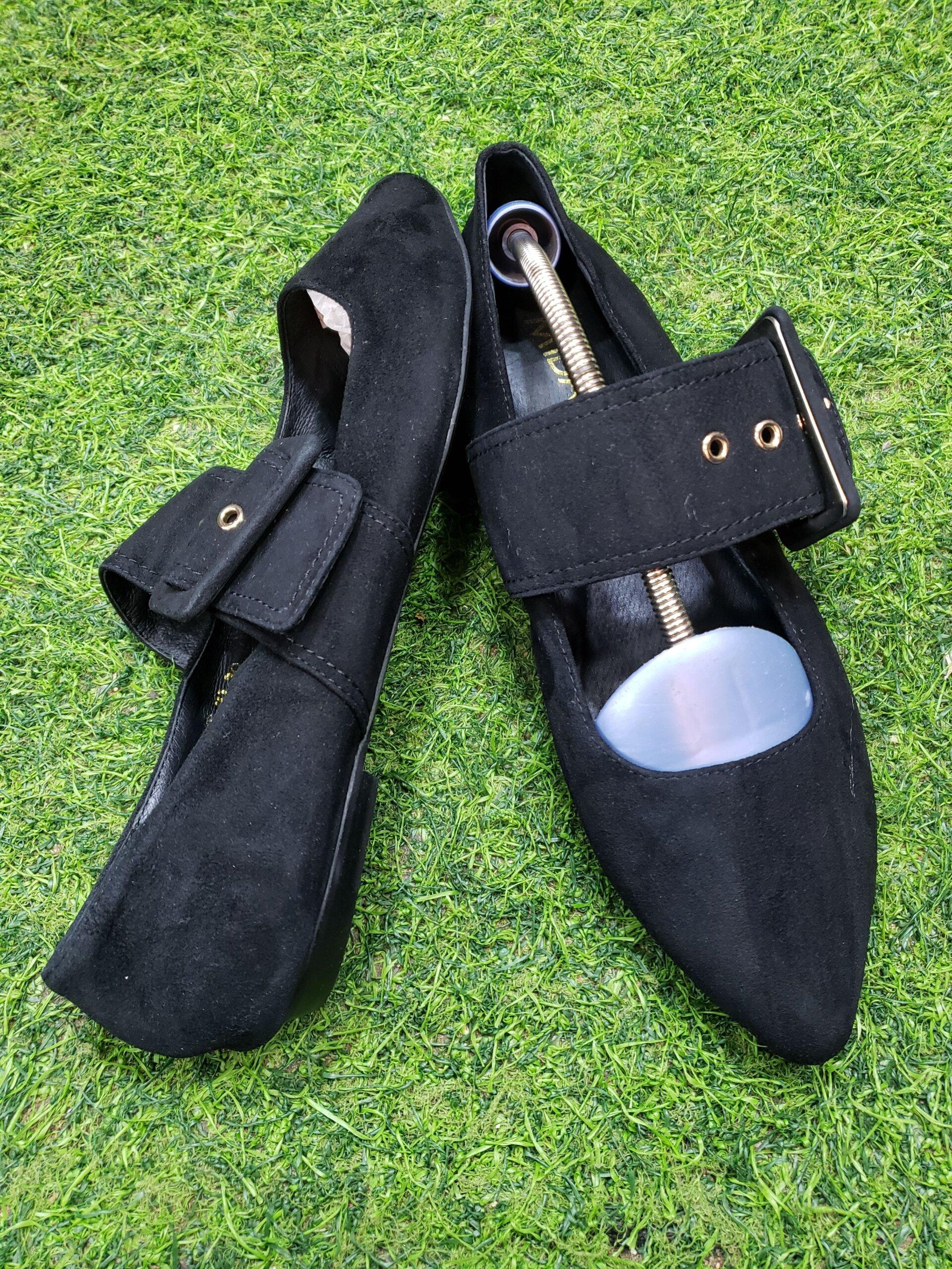 Classic ladies shoes