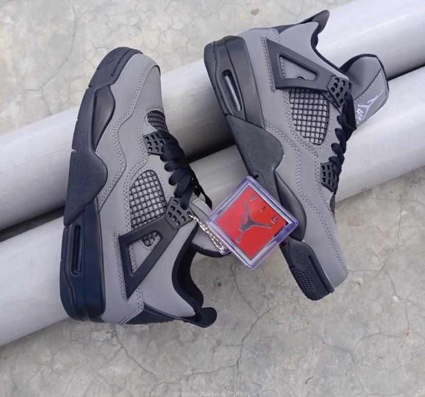 Jordan 4s
