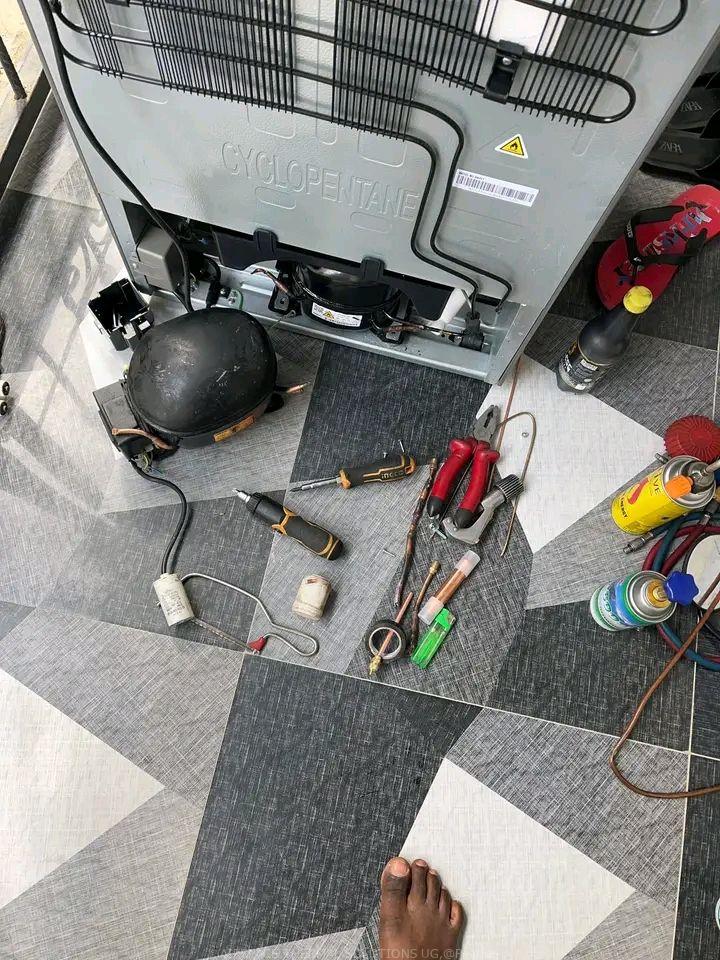 FRIDGE REPAIRS