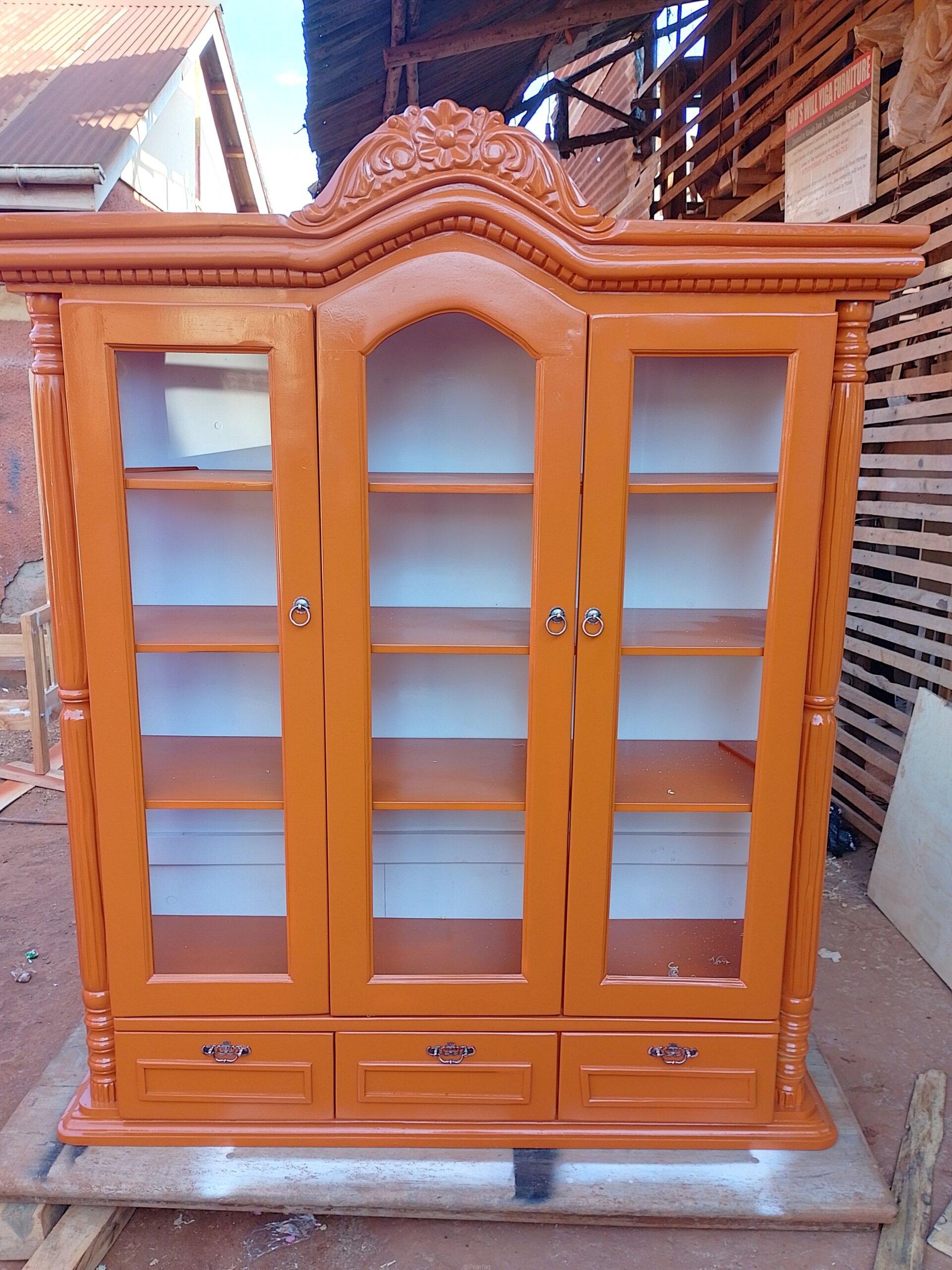 Side boards