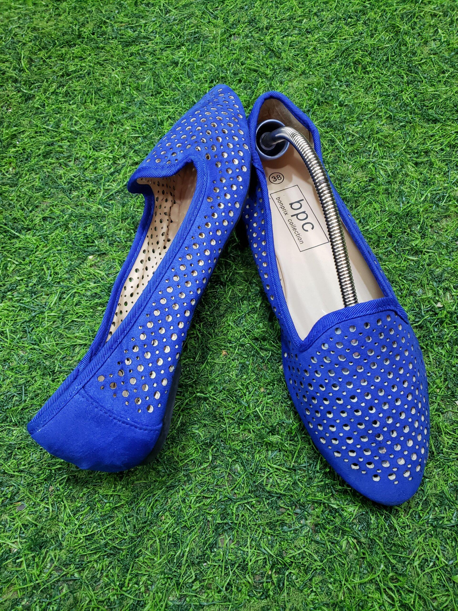 Classic ladies shoes