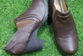 Classic ladies shoes