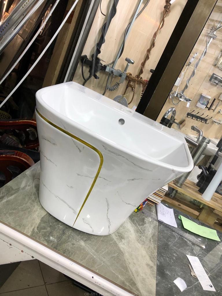 Hand wash basin