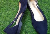Second hand ladies shoes