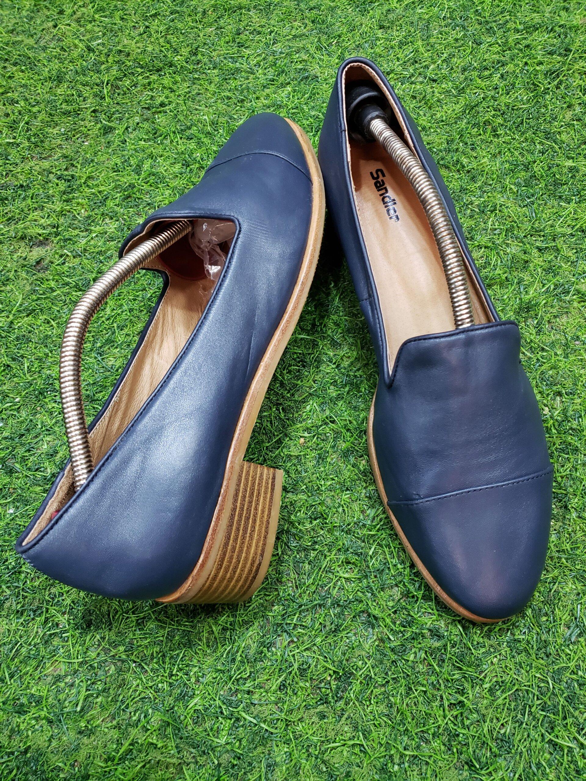 Classic ladies shoes