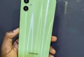 Samsung galaxy A05