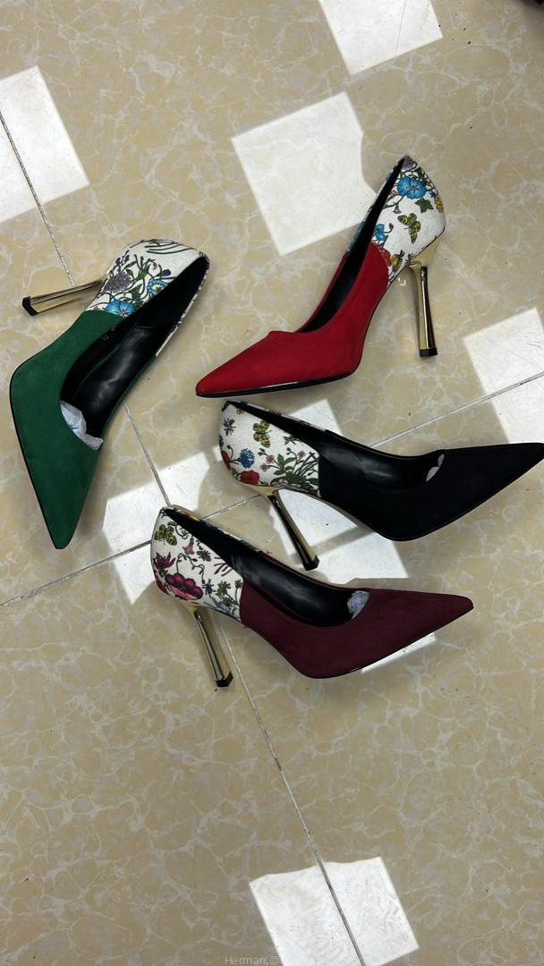 Women shoes