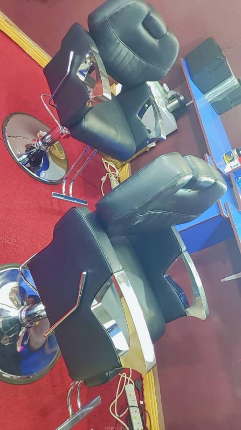 Men’s Salon chair
