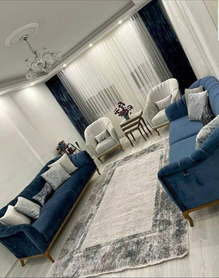 Curtains and accessories