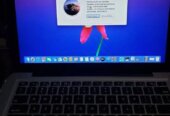 Laptop MacBook