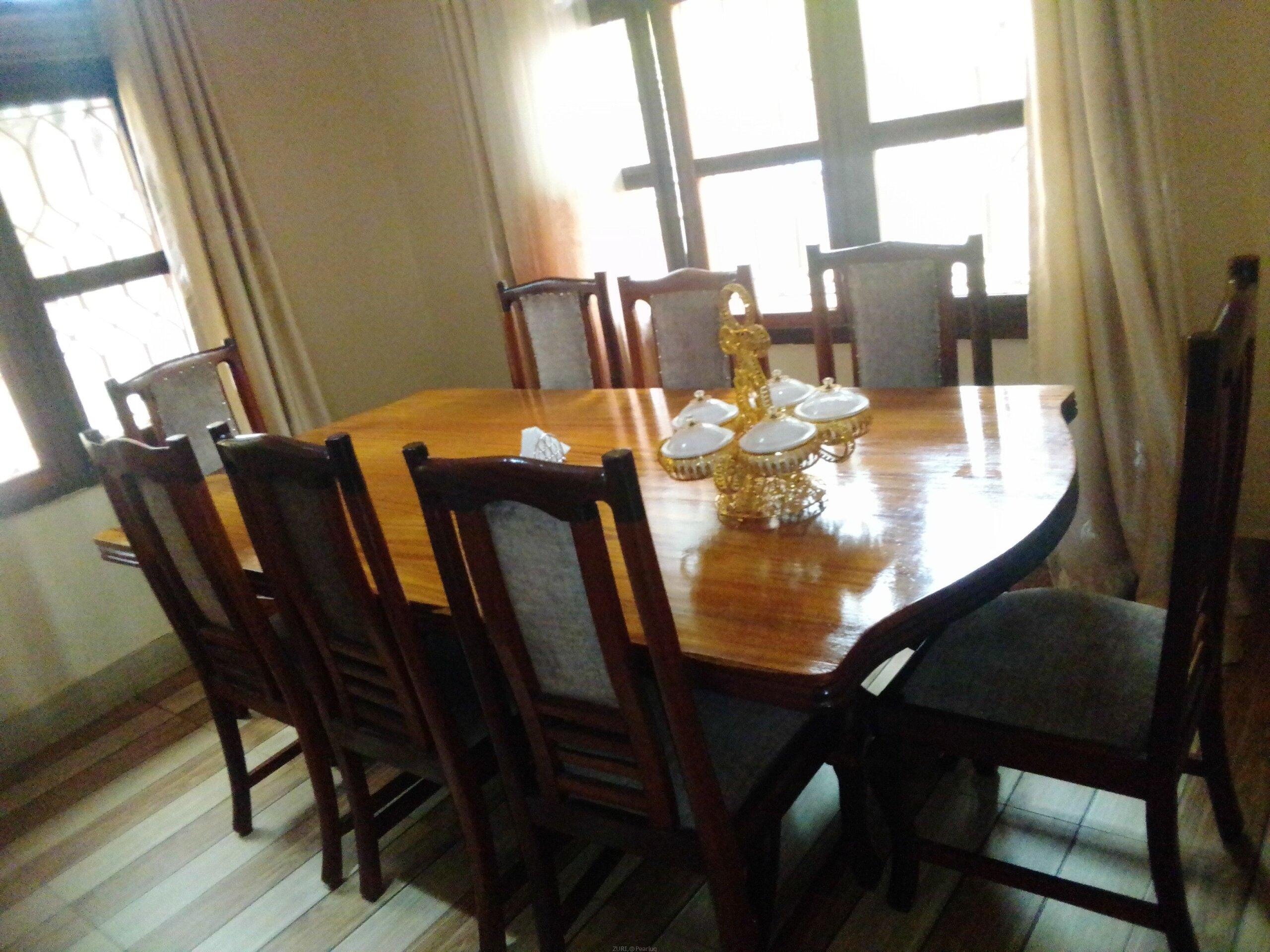 8 sitter dinning table