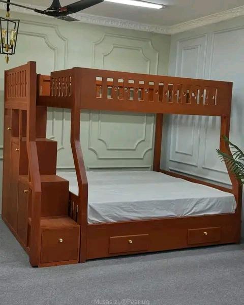 Furniture Maker and Wood vanish sprayer specialist