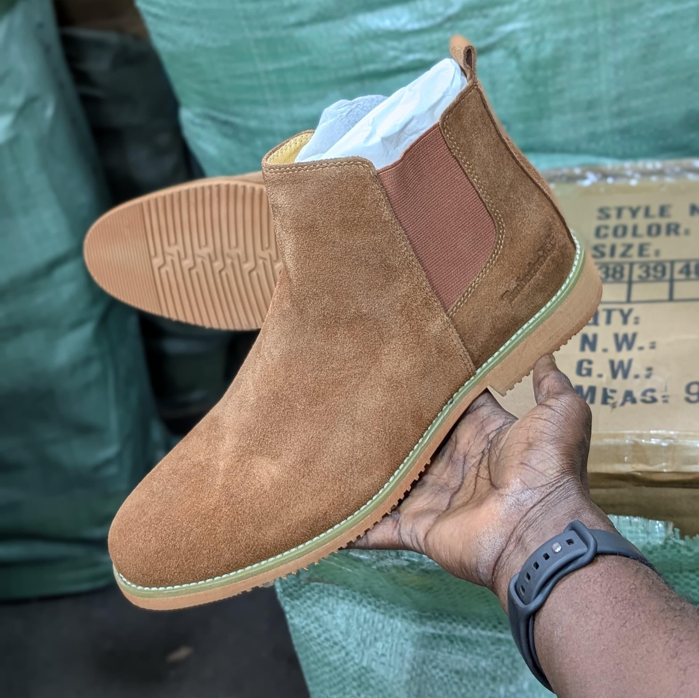 Clanks suede