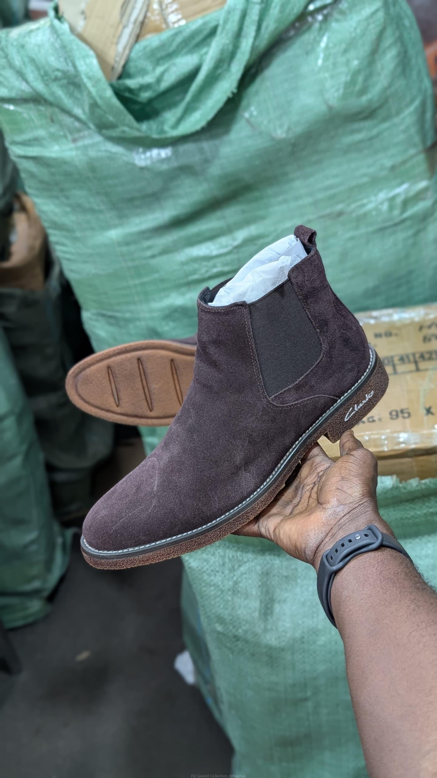 Clanks suede