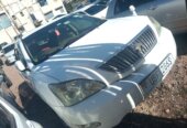 TOYOTA HARRIER 2006 .