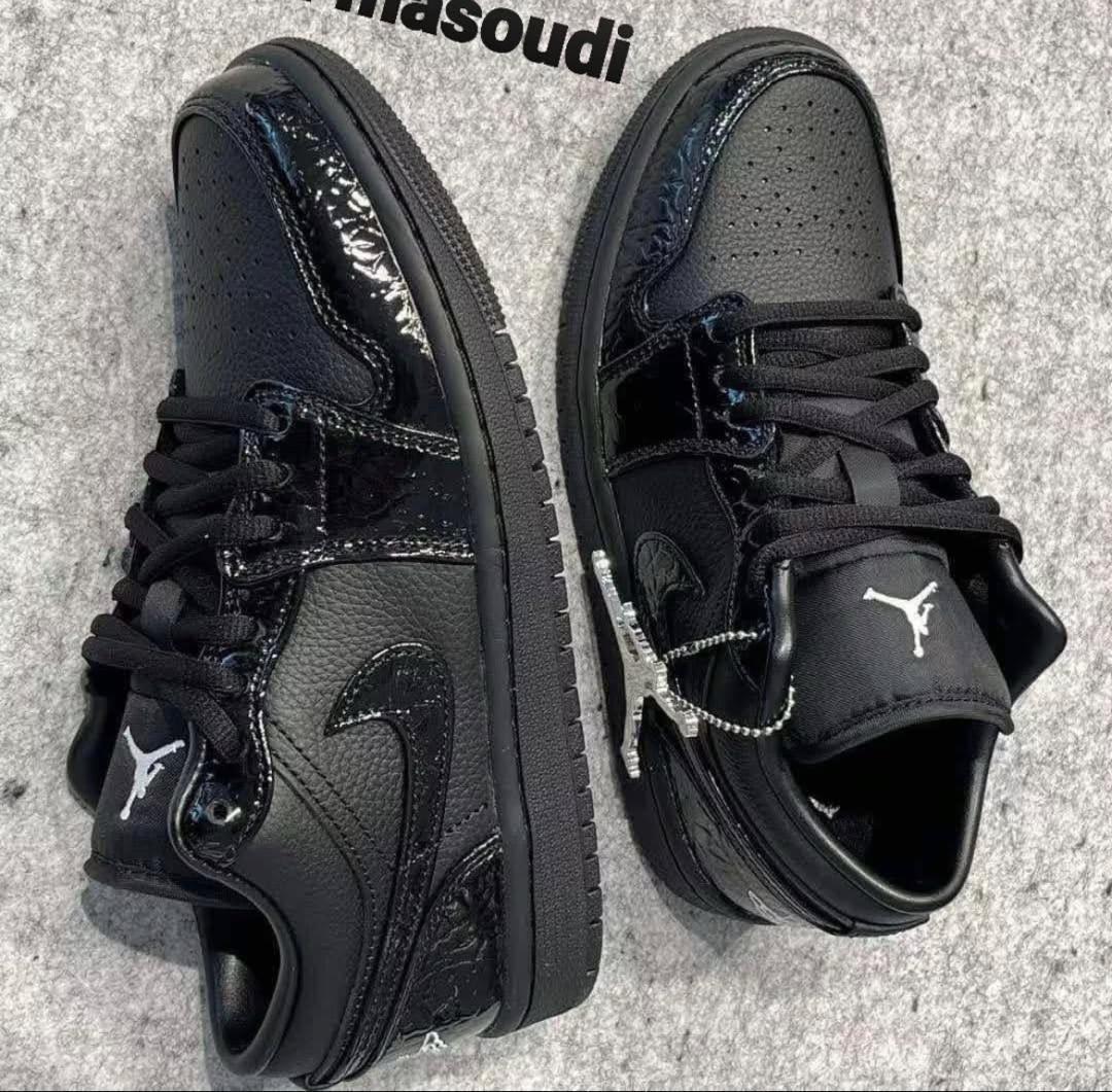 Jordan one low