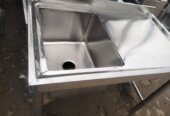 Stainless steel commercial sinks