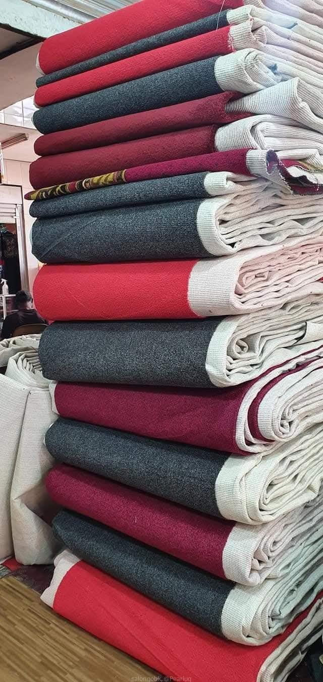 Center carpets