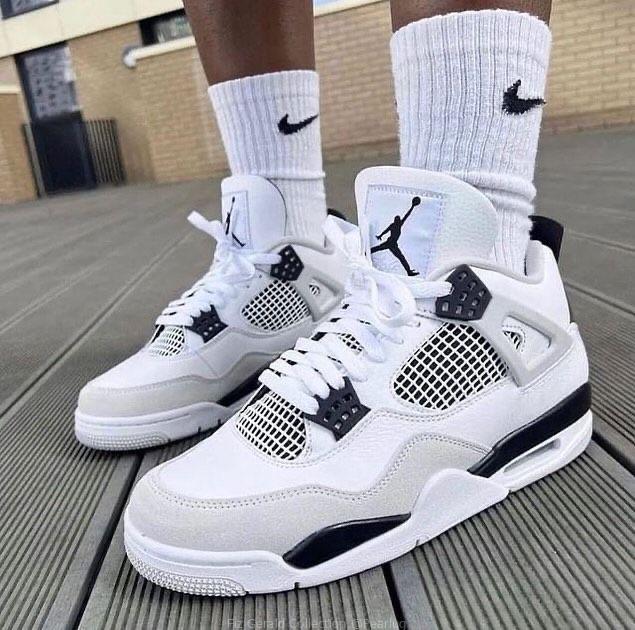 Jordan 4 military Black