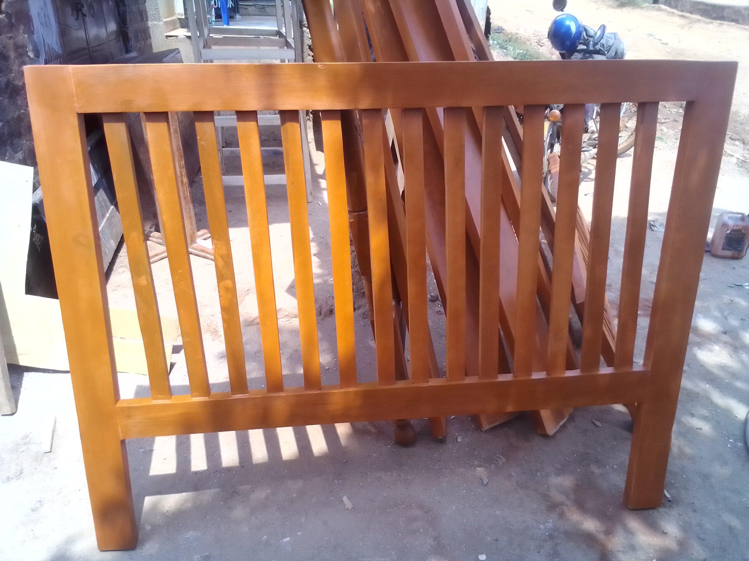 Furniture Maker and Wood vanish sprayer specialist