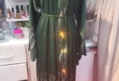 A nice looking Abaya