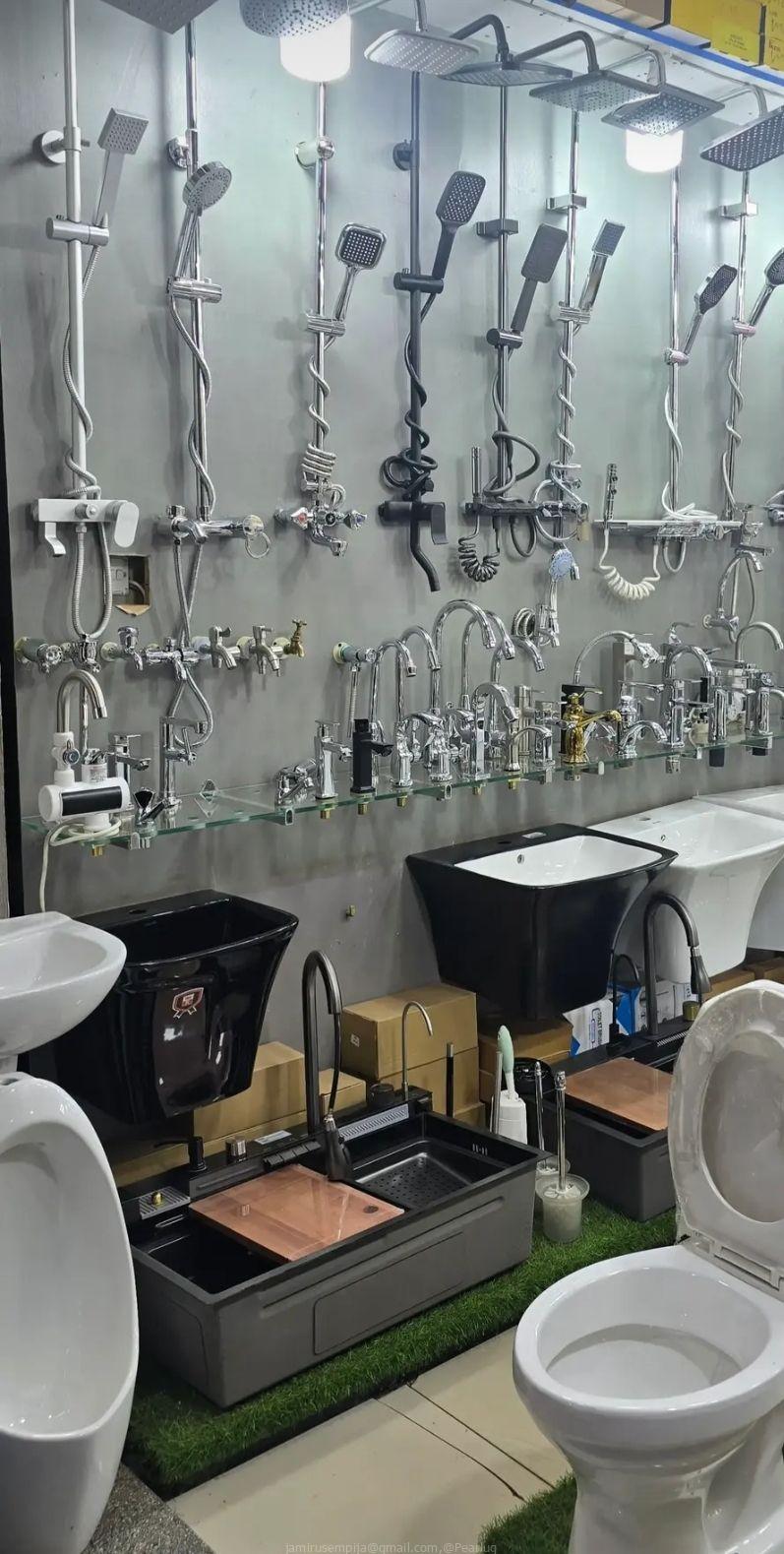 BATHROOM ACCESSORIES
