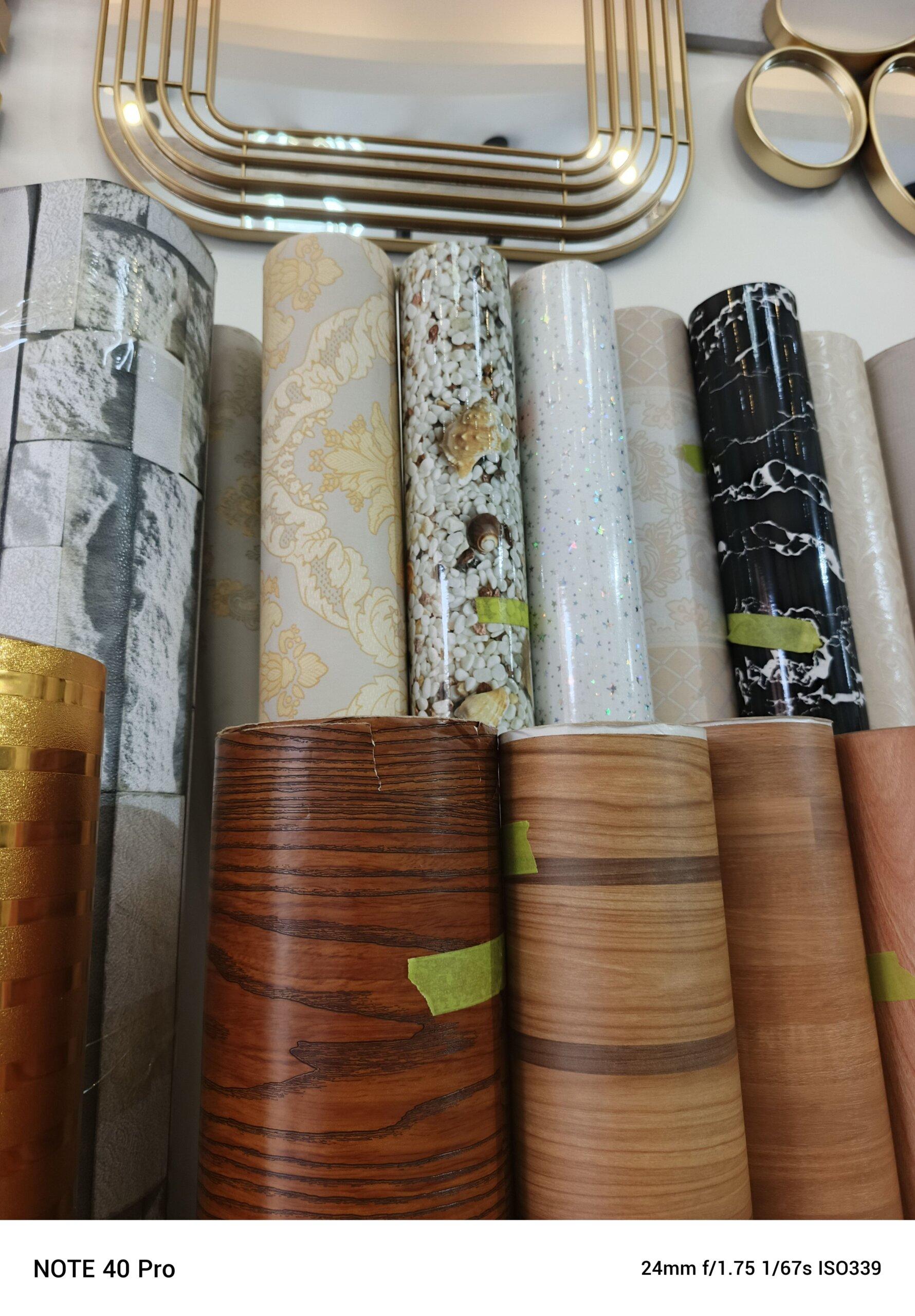 WALL STICKERS