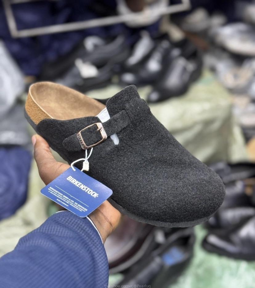 Open shoes