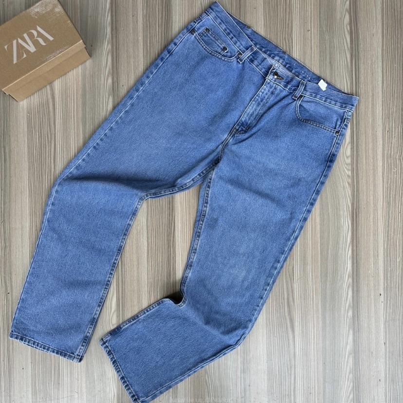 Second hand jeans