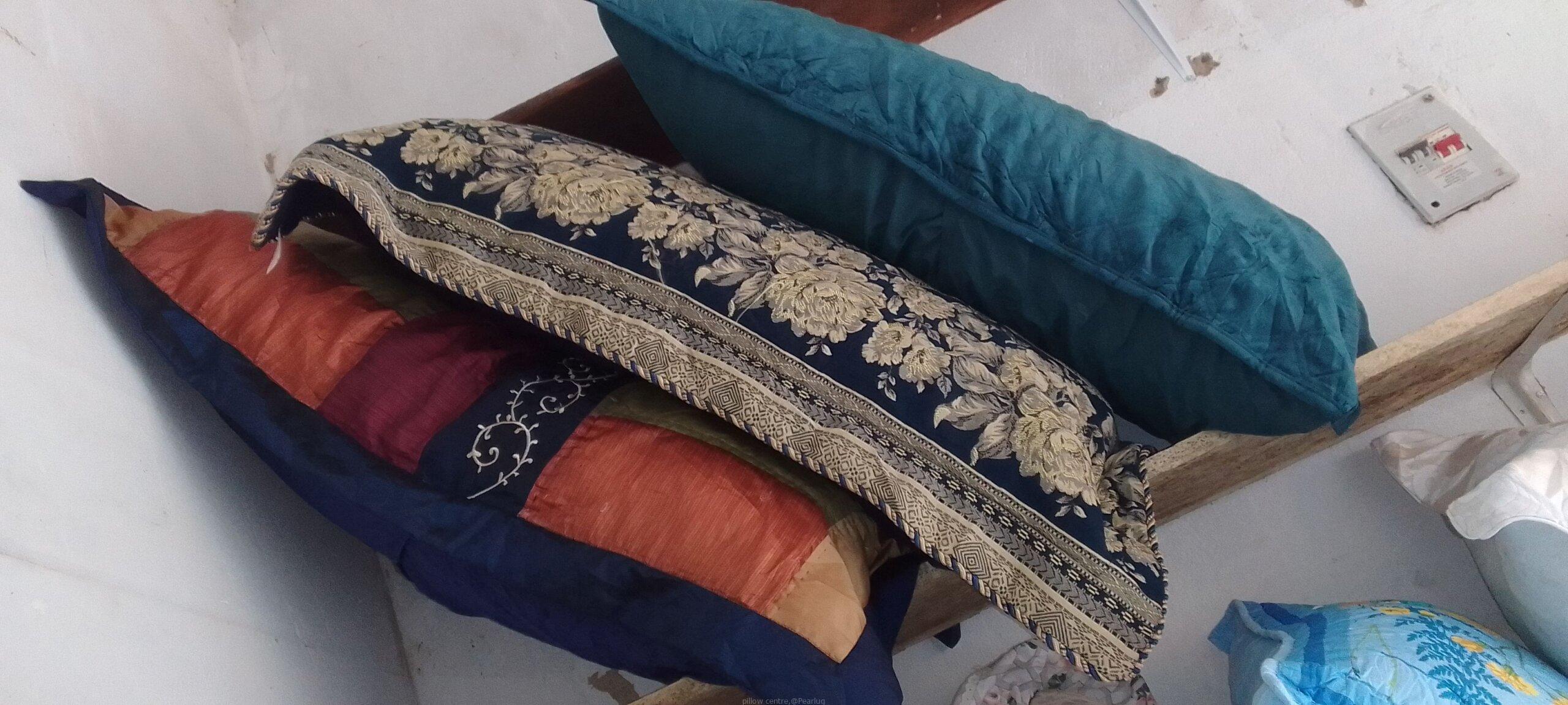 Pillow centre
