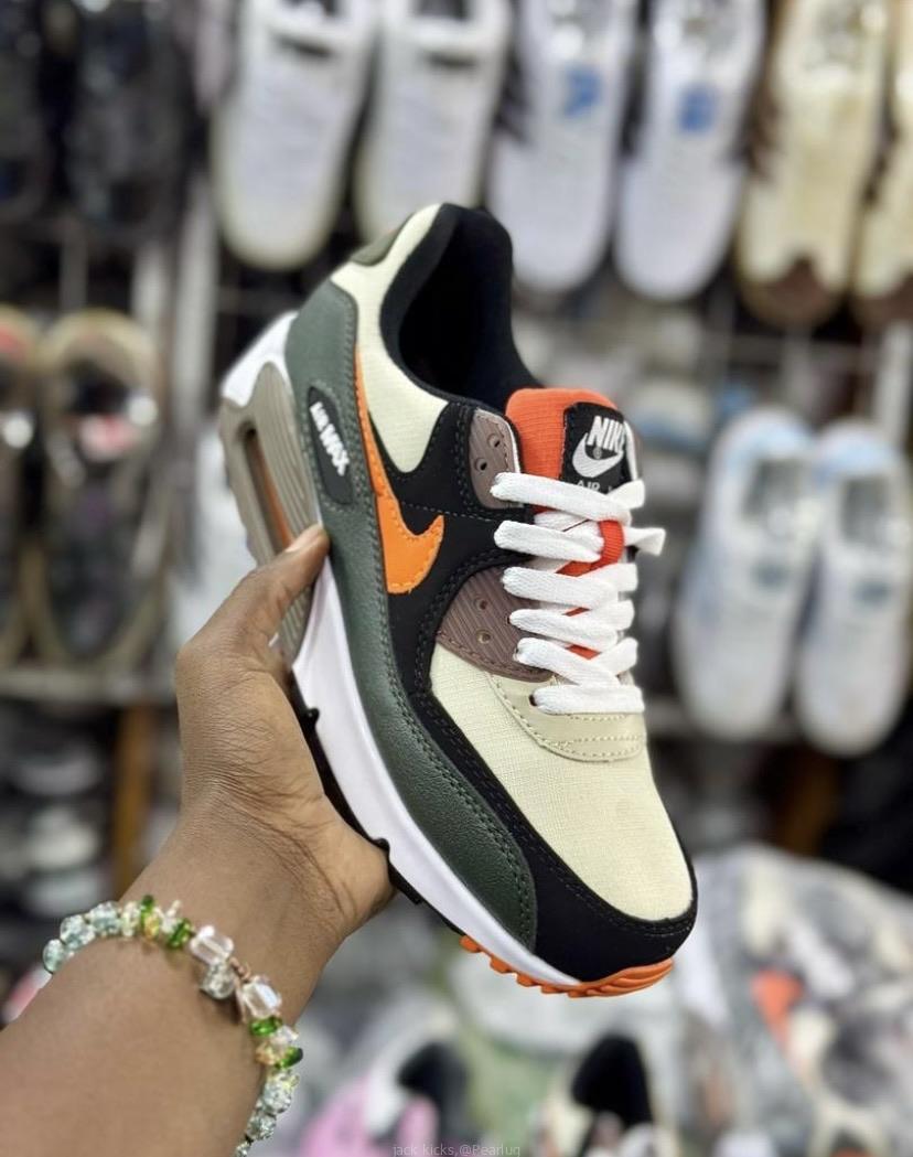 Nike air max