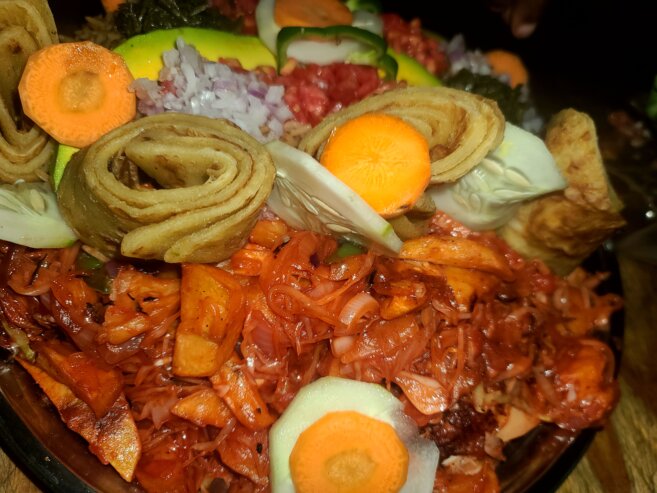 Chicken lusaniya