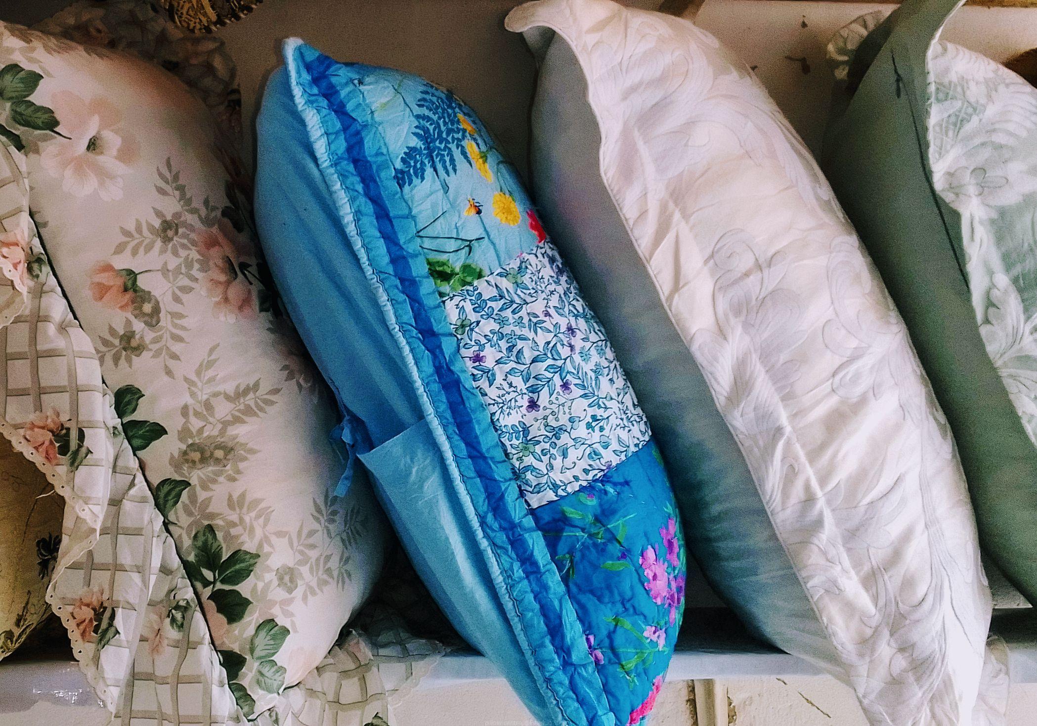 Pillow centre
