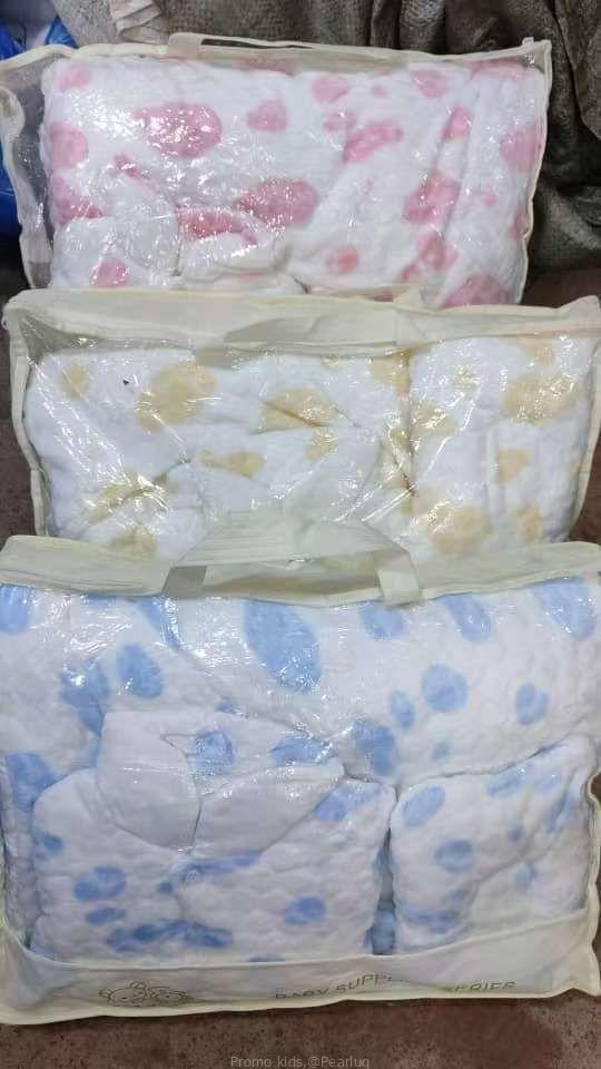 Baby shawl set