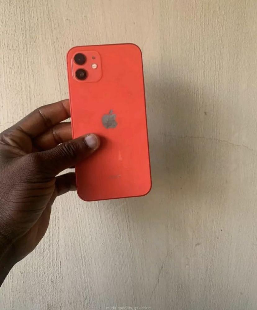 iPhone 12