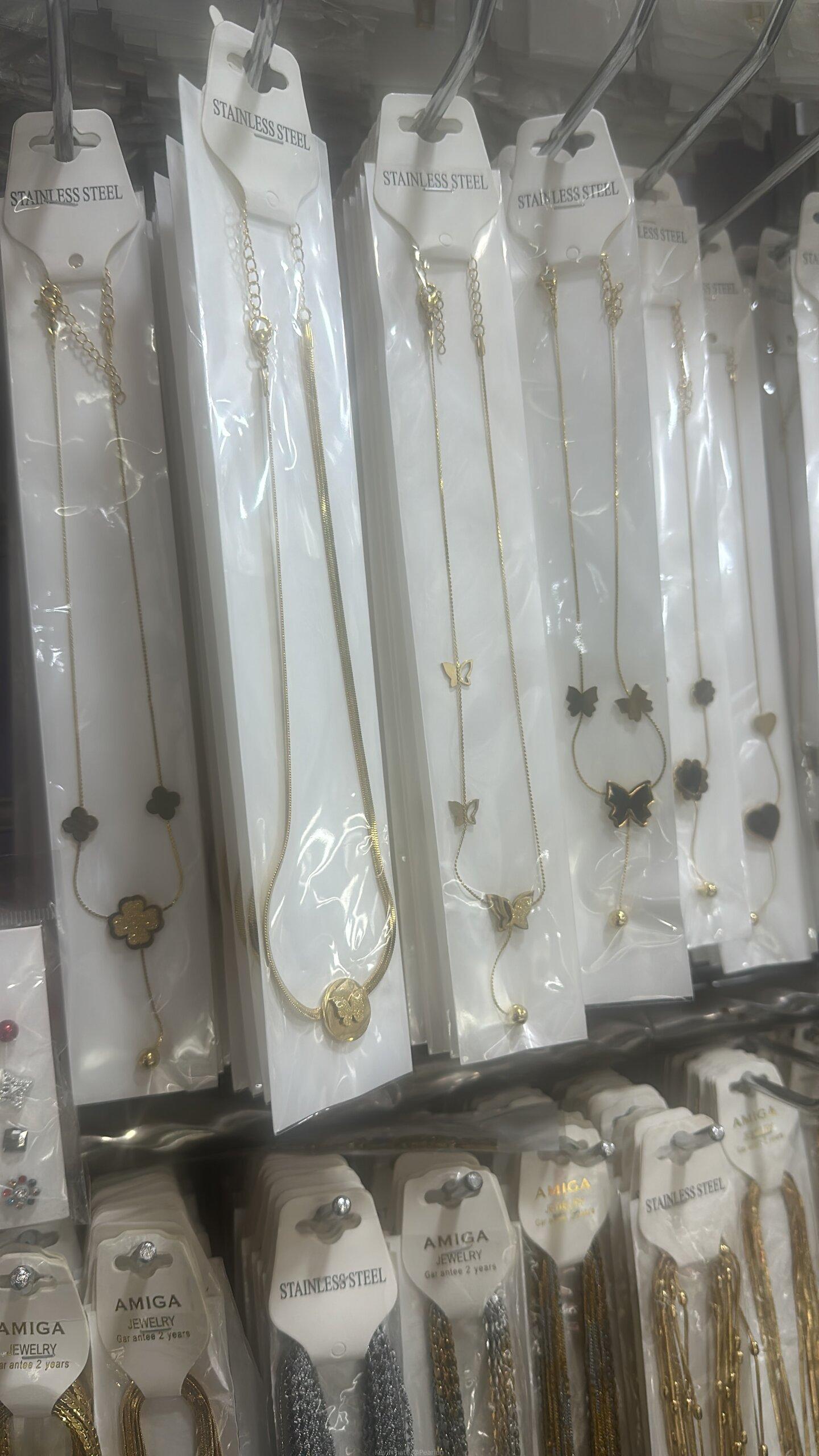 Jewelleries
