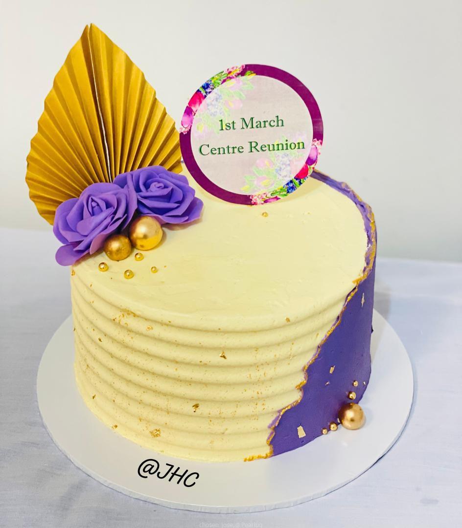 Cakes and gifts