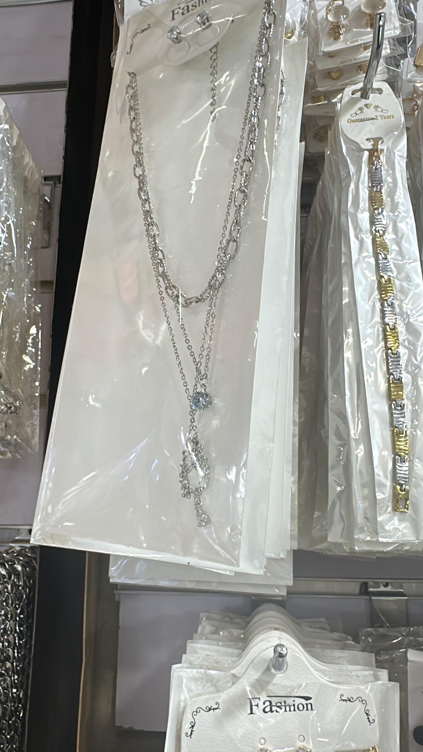 Jewelleries