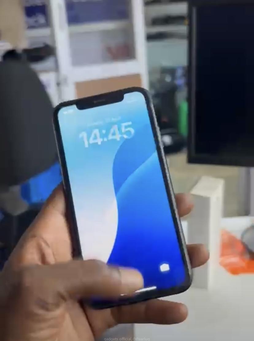 iPhone XR
