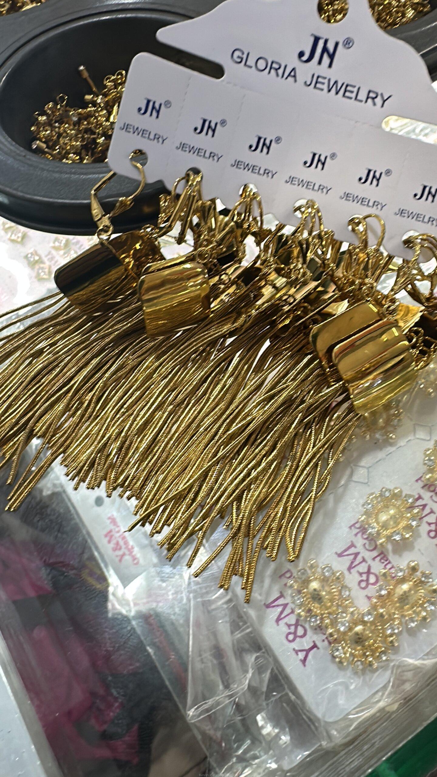 Jewelleries