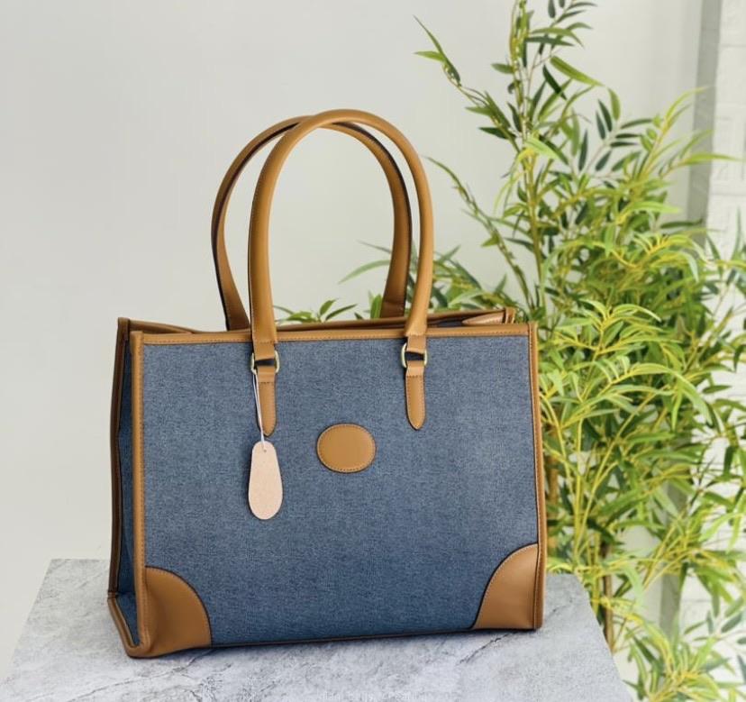 Hand bags
