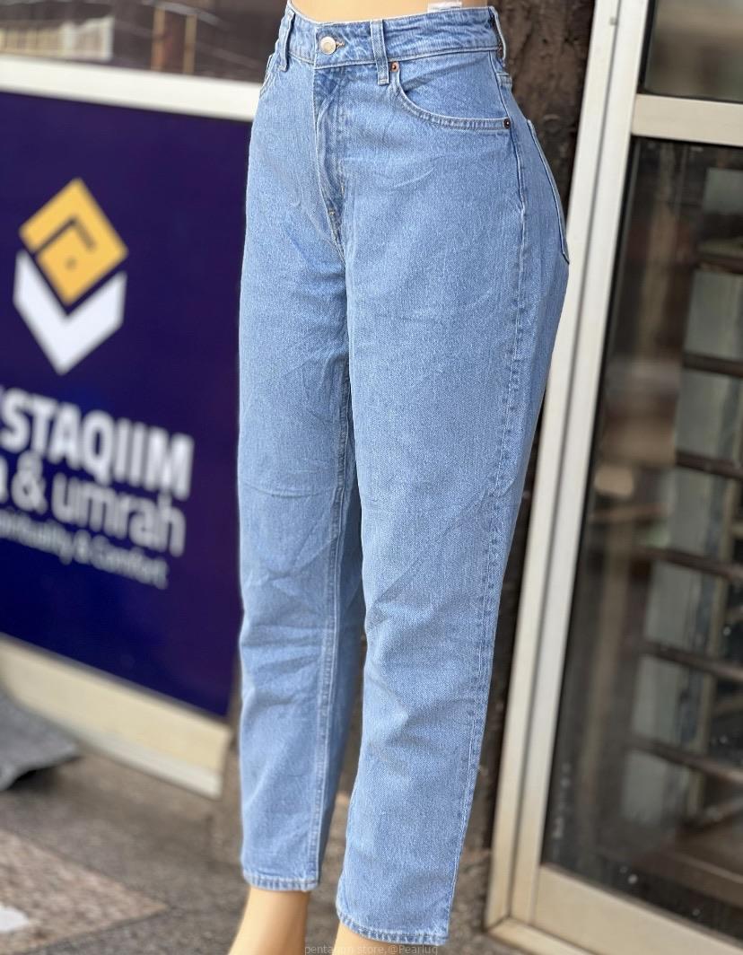 Boyfriend pants