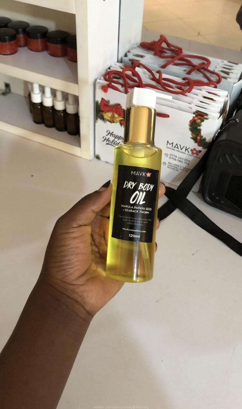 Sri body oil