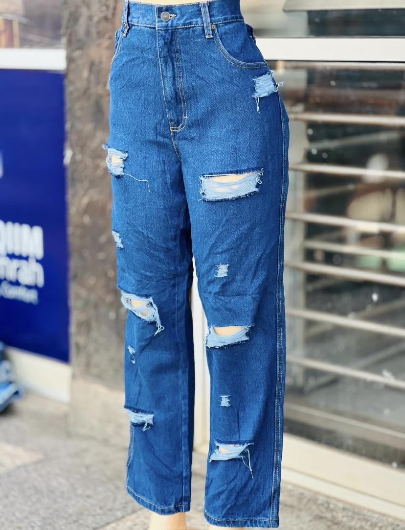 Boyfriend pants
