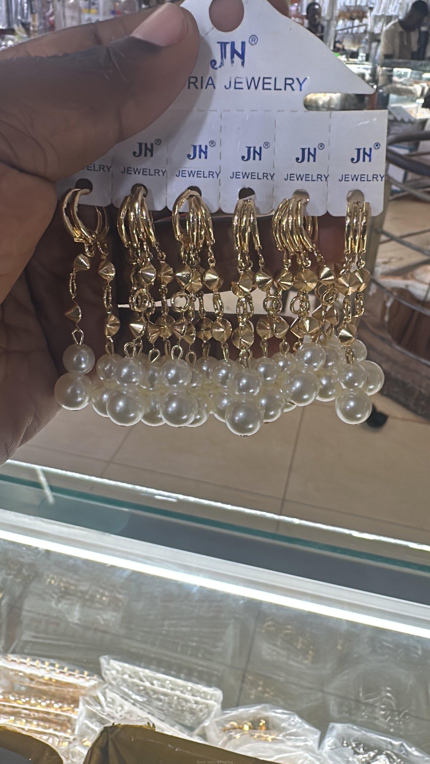 Jewelleries